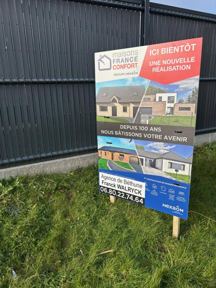 Image de l'annonce Terrain à bâtir à Haillicourt (62940)