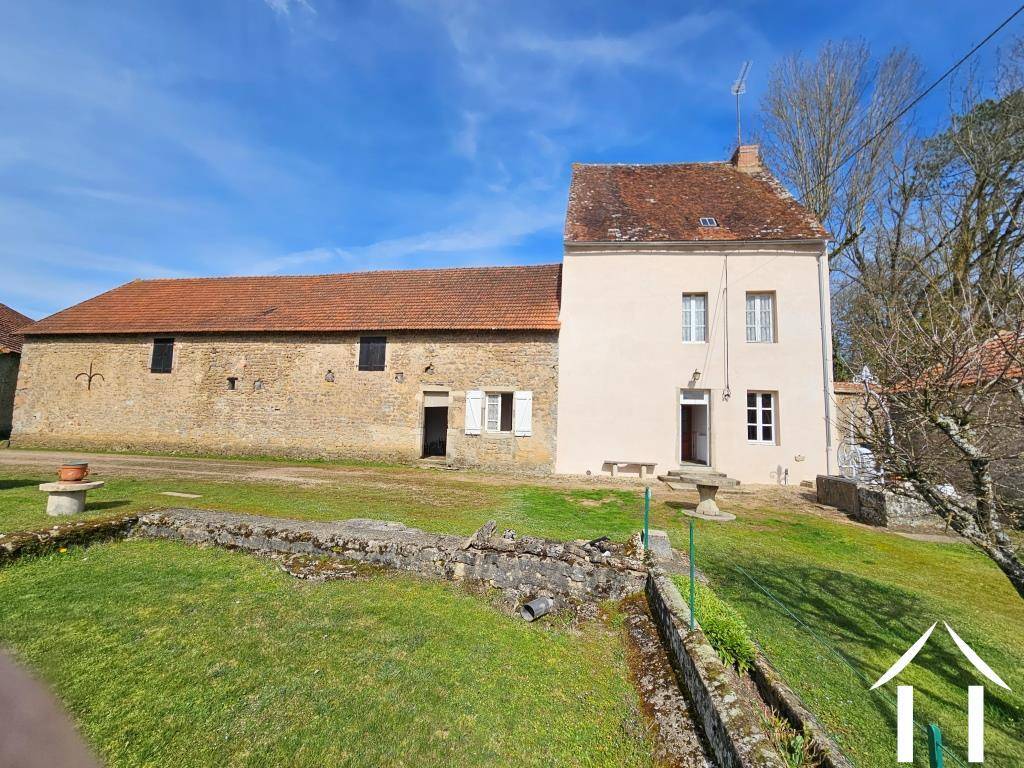 Image de l'annonce Ferme avec de nombreux bâtiments et 1…