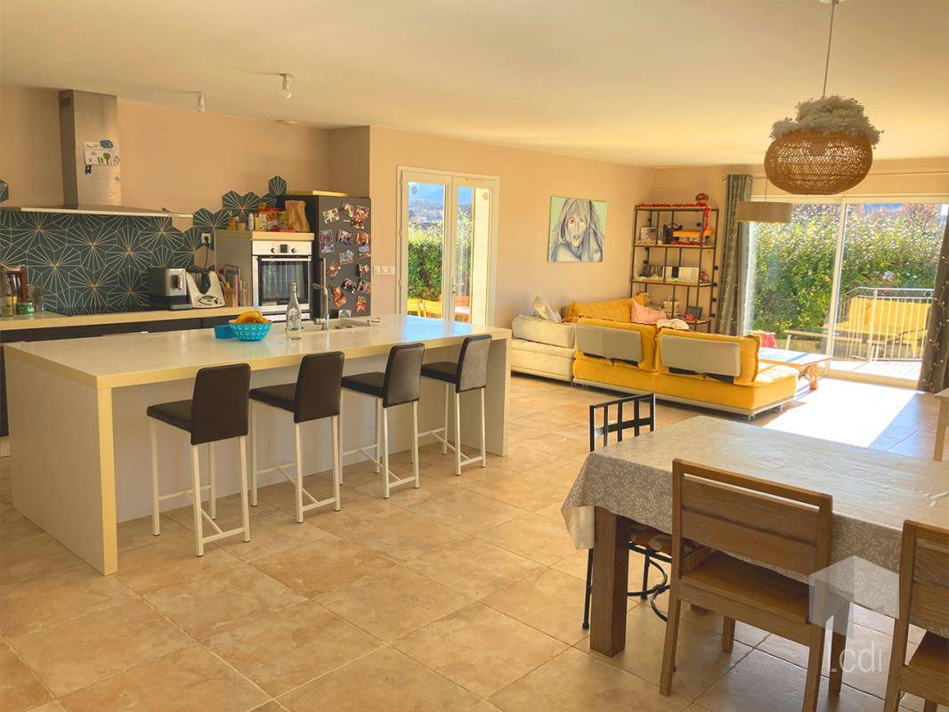 Image de l'annonce CHATEAUNEUF DU RHONE, maison plain pied 180…