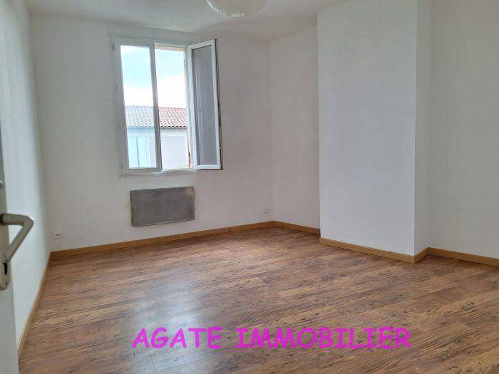 Image de l'annonce maison de bourg a vendre st symphorien